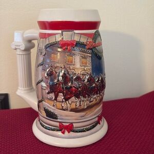 Limited edition vintage budweiser 2001 holiday stein mug holiday at the capitol